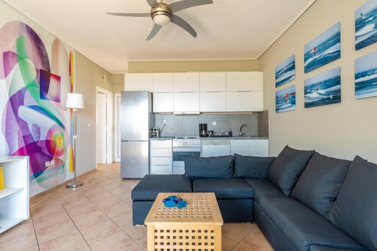 Windsurfing Seaside Apartment Artemida Exterior photo